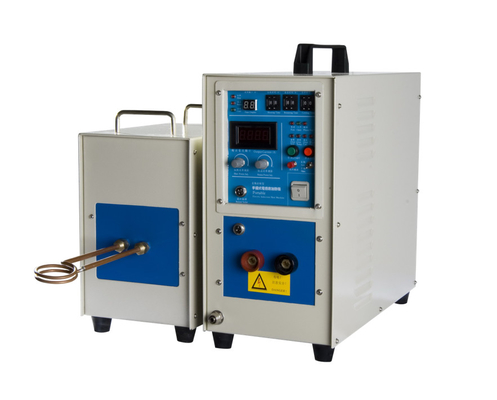 Équipement à haute fréquence de chauffage par induction 25KW 30-80khz pour le traitement thermique en métal